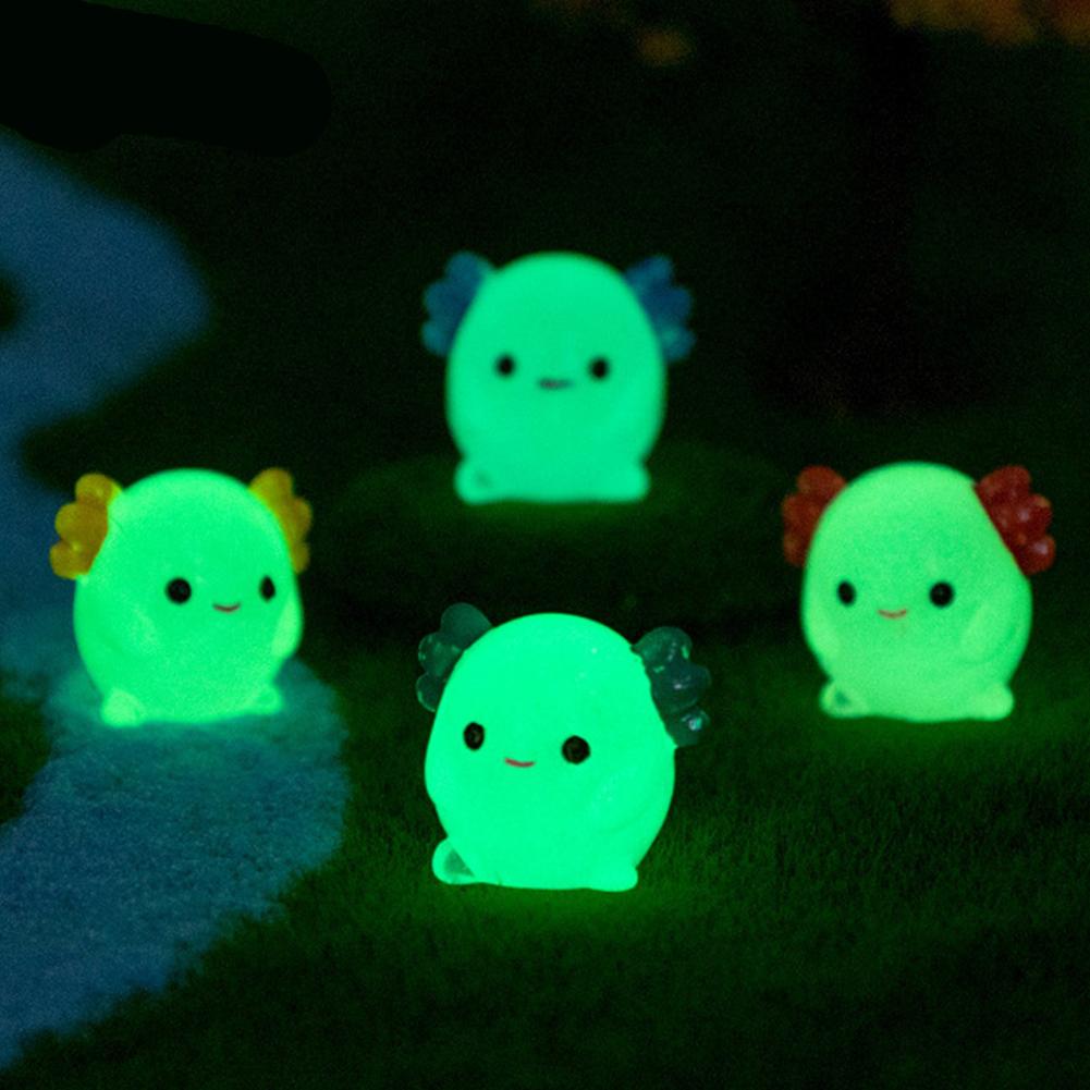 Luminous Axolotl Miniatures Gl - Aquarium Moss review and price